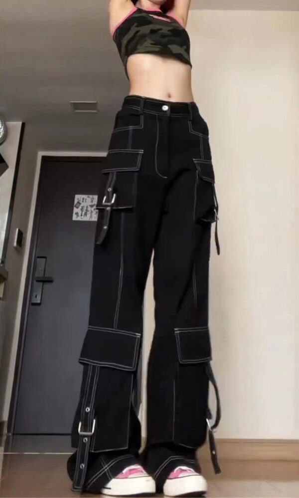 Women's Vintage Multi-pocket Jeans - Image 5